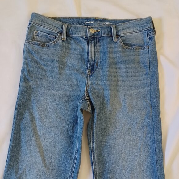 Old Navy  Women's WOW Jeans Boyfriend Midrise Medium Wash Size 6 Long - Picture 3 of 10